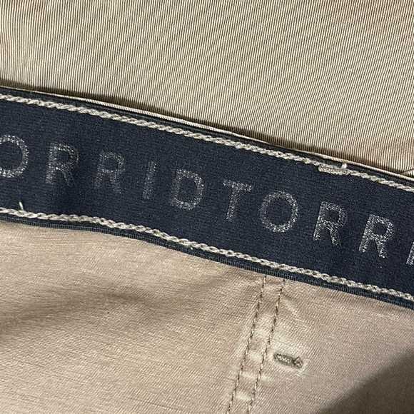 Torrid high rise chino short size 26 - Picture 11 of 15